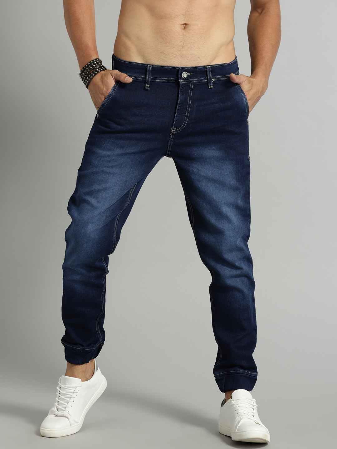 stretchable jogger pants