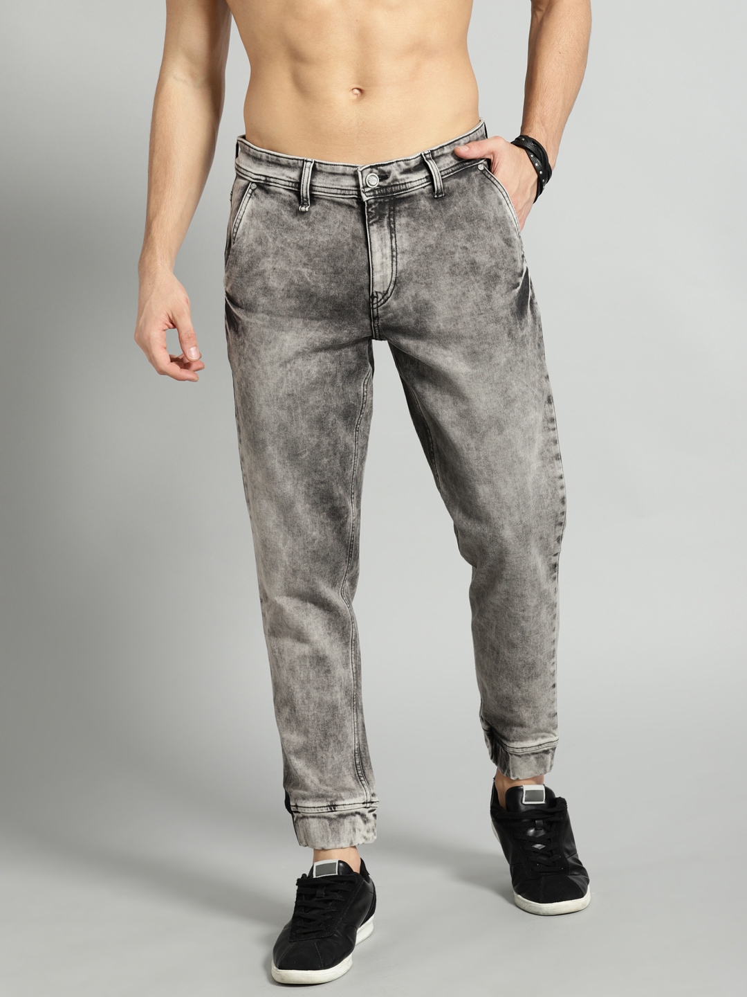 stretchable joggers