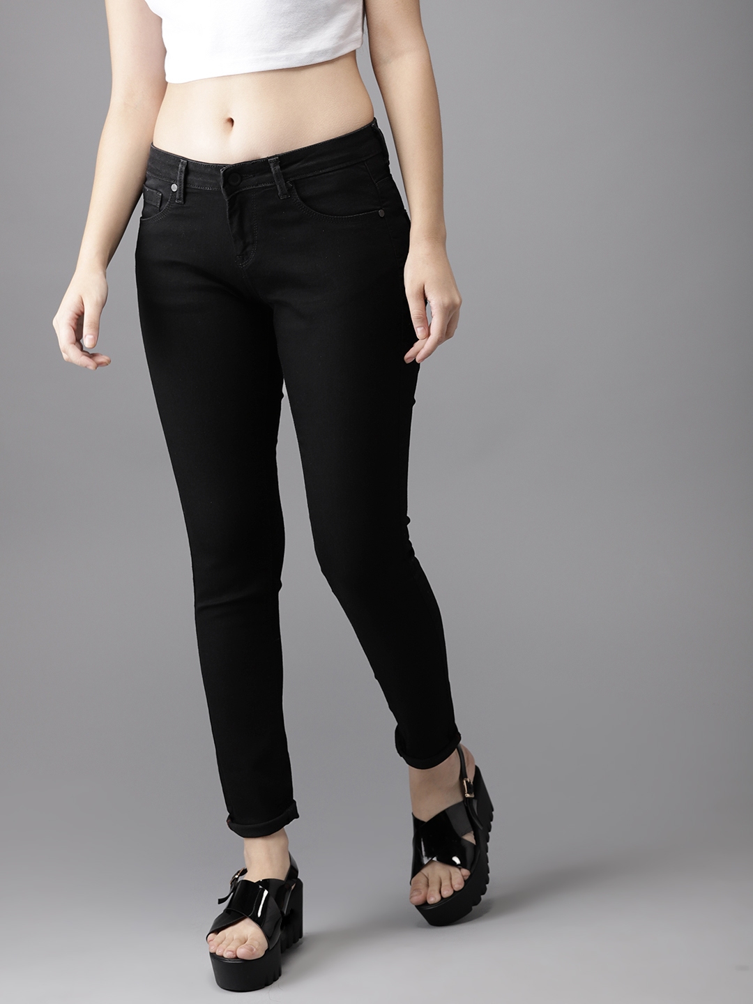 black stretchable jeans