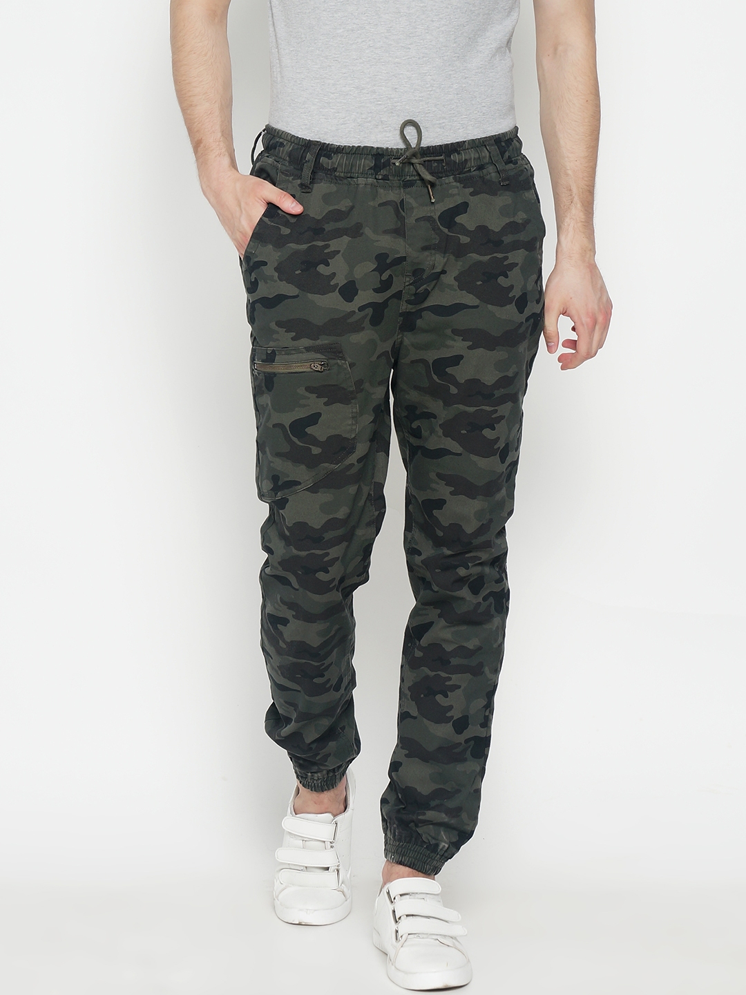 Buy IVOC Men Olive Green & Black Slim Fit Printed Joggers - Trousers ...