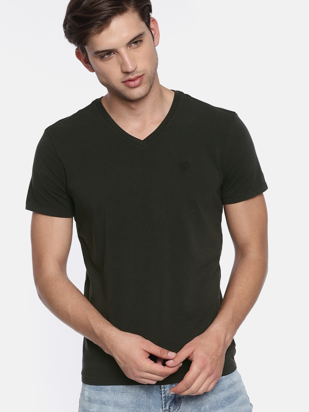 Buy AMERICAN EAGLE OUTFITTERS Men Black Solid V Neck T Shirt - Tshirts ...