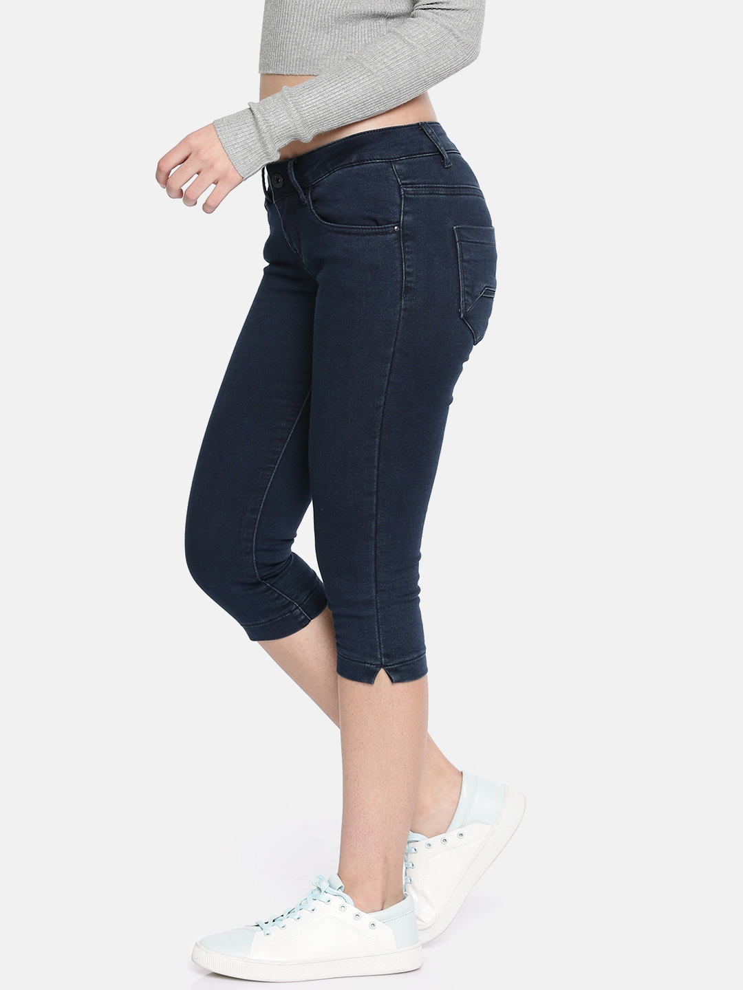 black jean capris