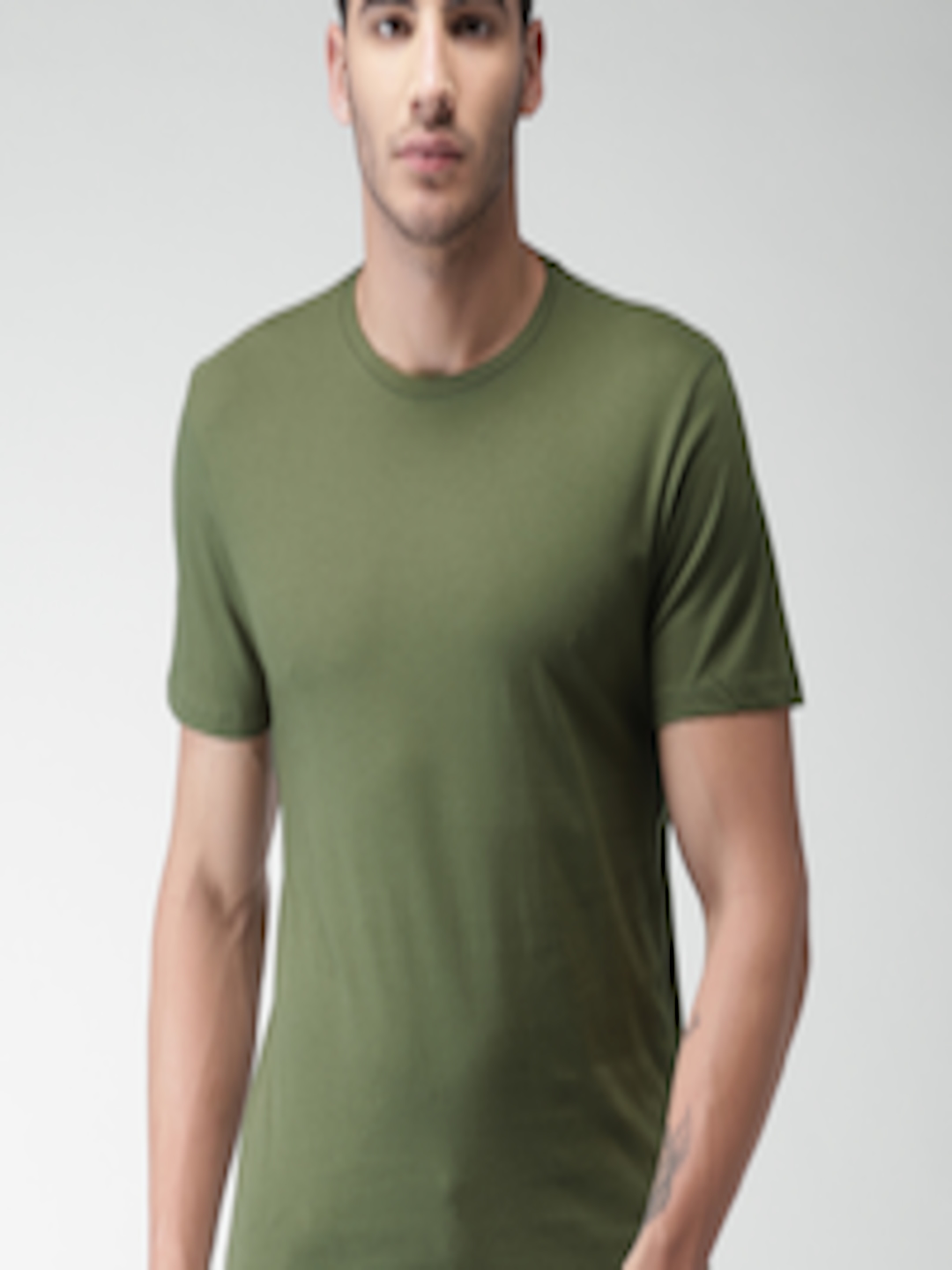 Buy Celio Men Olive Green Solid Round Neck T Shirt - Tshirts for Men ...