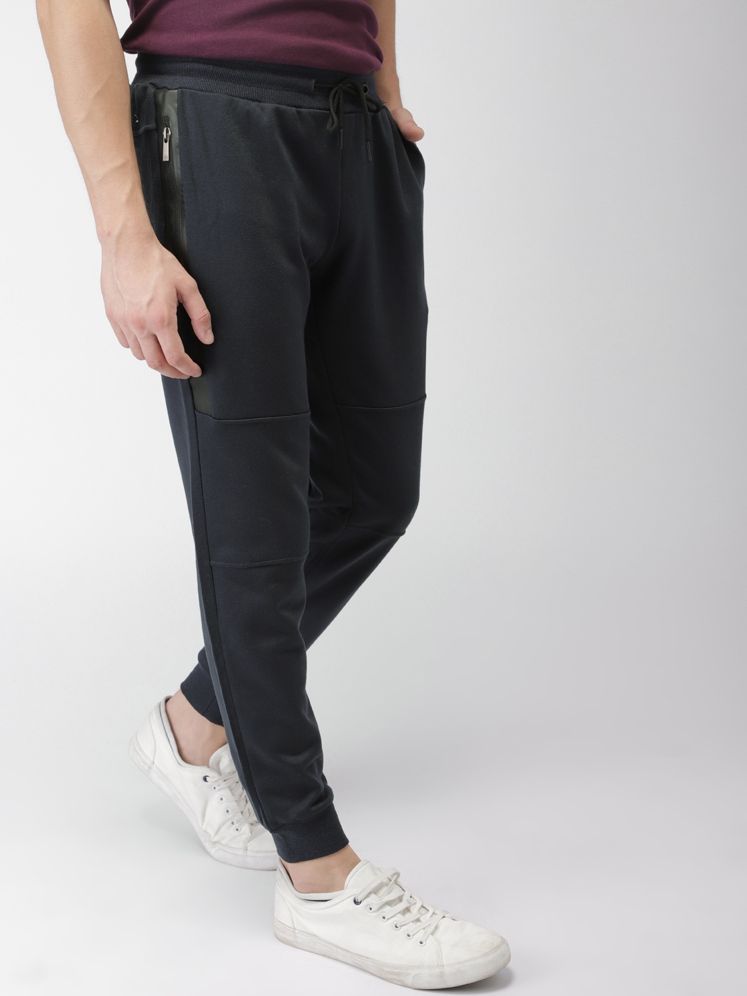 mast and harbour joggers