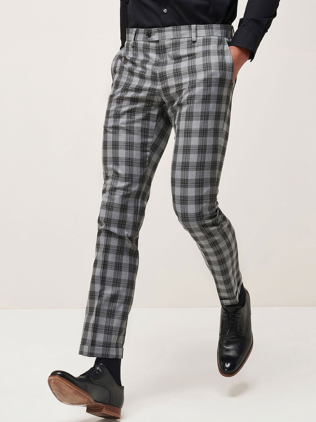 regular fit trousers