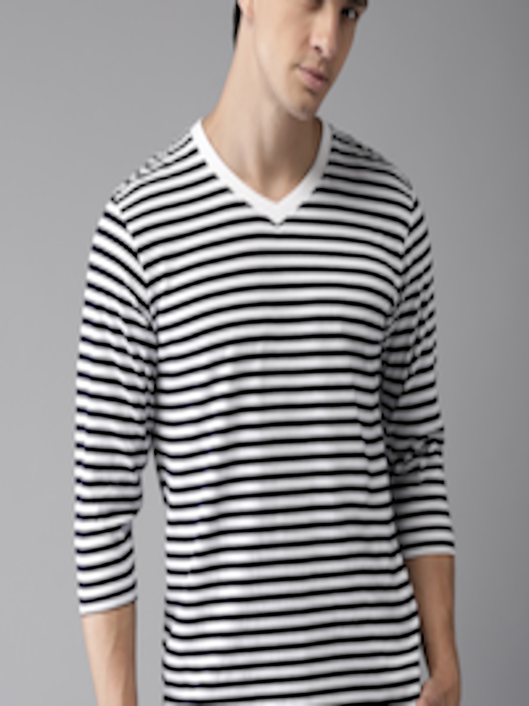 Buy HERE&NOW Men Navy Blue & White Striped V Neck T Shirt - Tshirts for