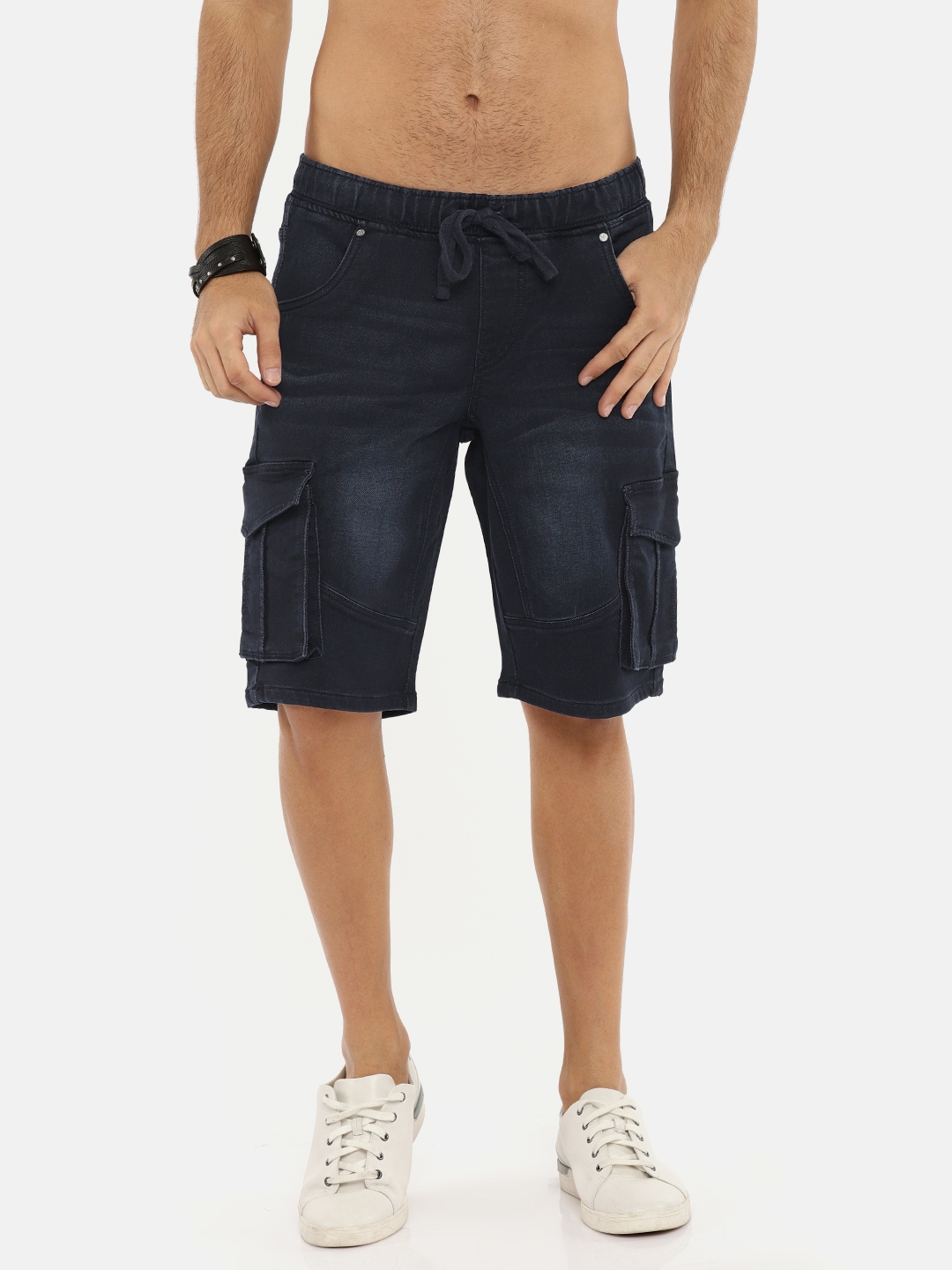 levi's navy blue cargo shorts