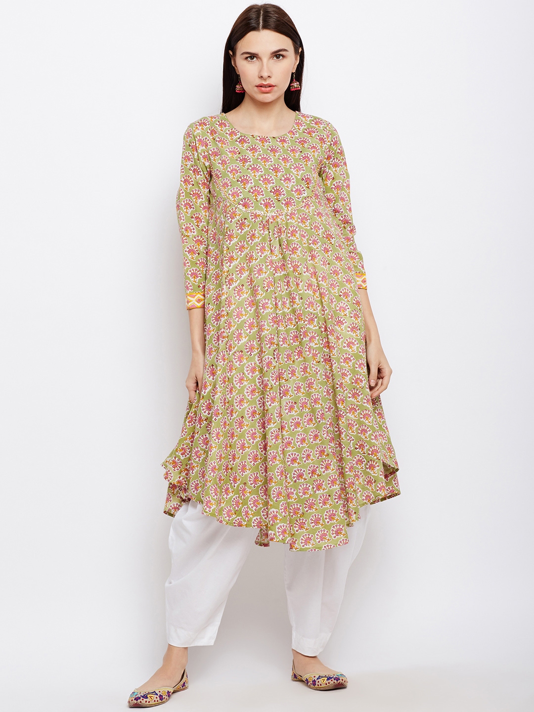 lyla kurtas