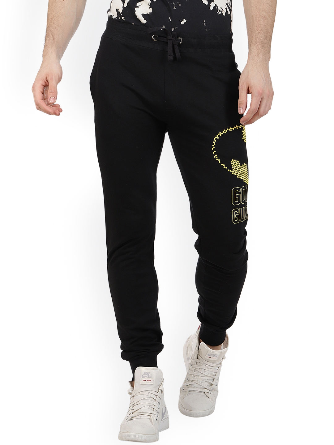 myntra track pants men