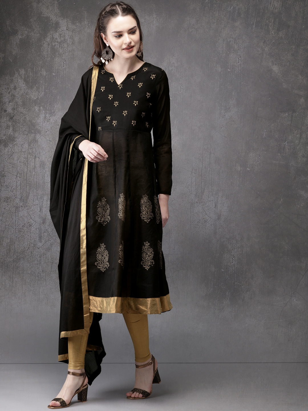 myntra anouk kurta set
