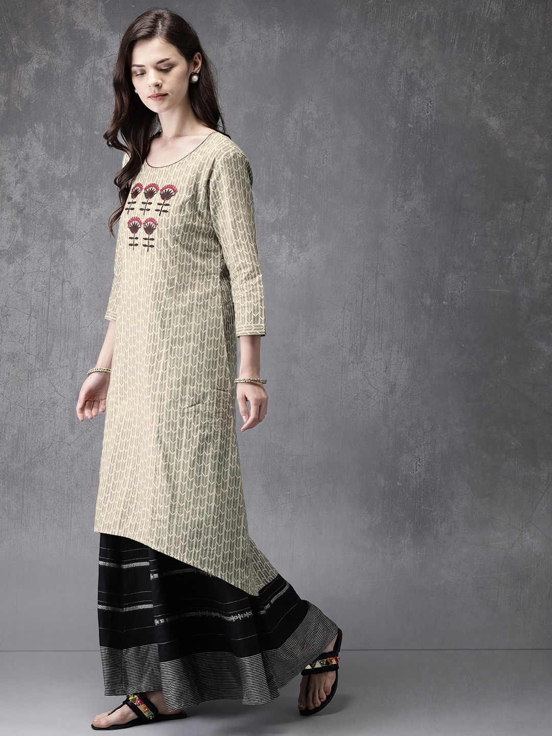 anouk maroon kurta set