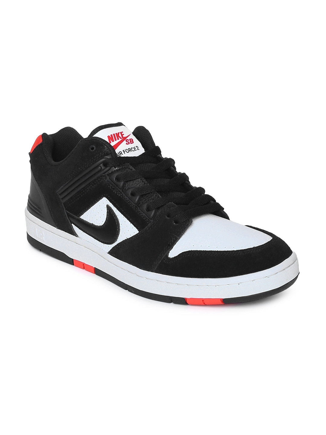 nike black skateboarding shoes