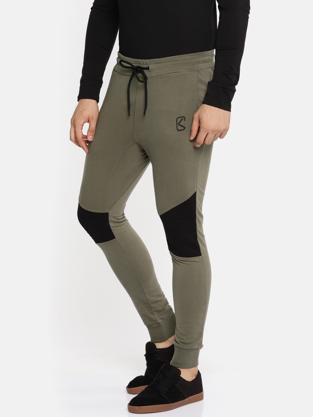 skult joggers combo