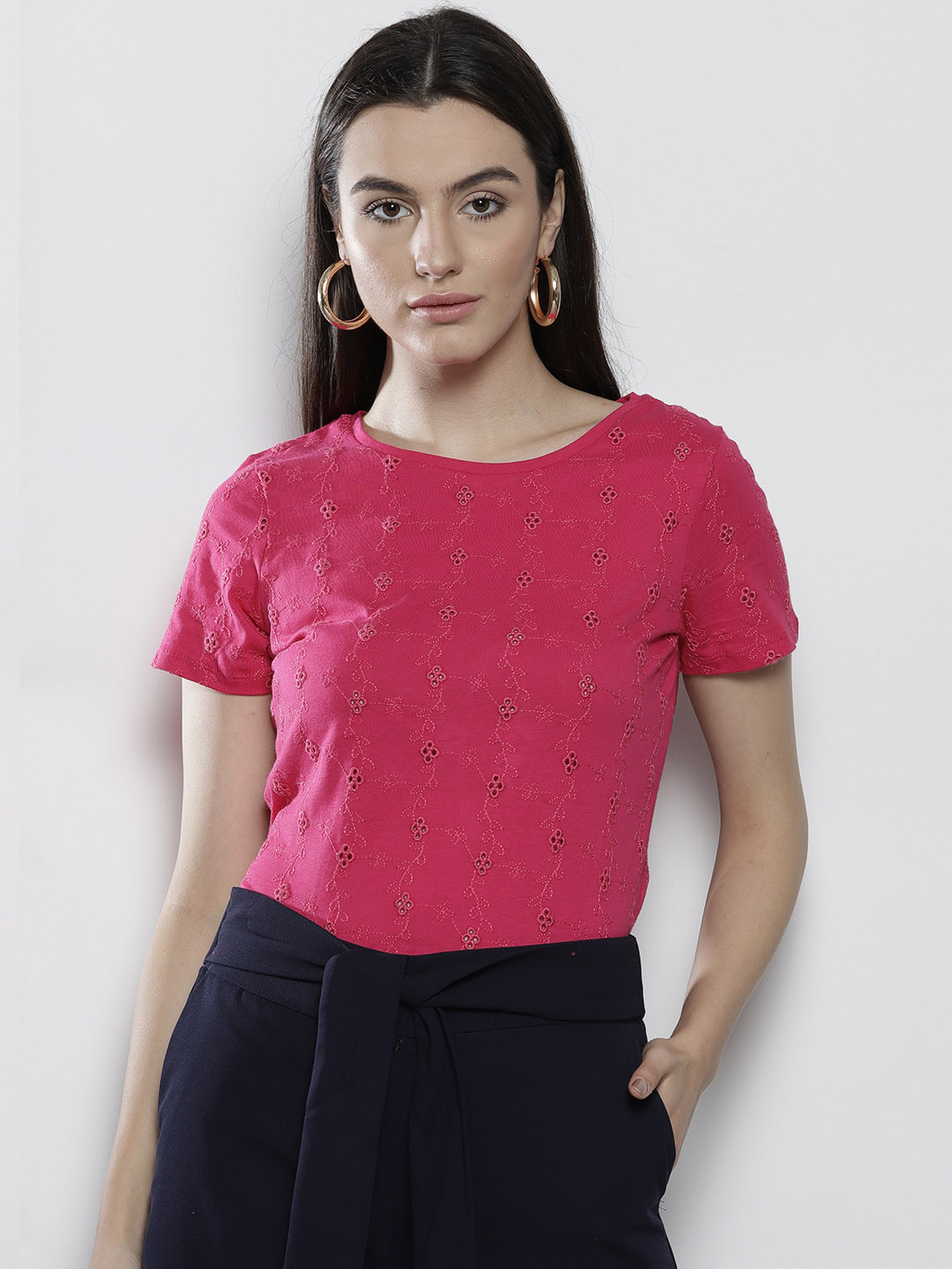 Buy DOROTHY PERKINS Women Pink Solid Embroidered Round Neck T Shirt