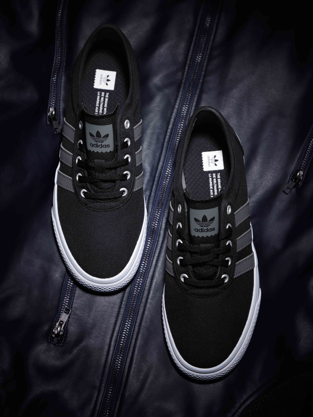 originals adiease shoes