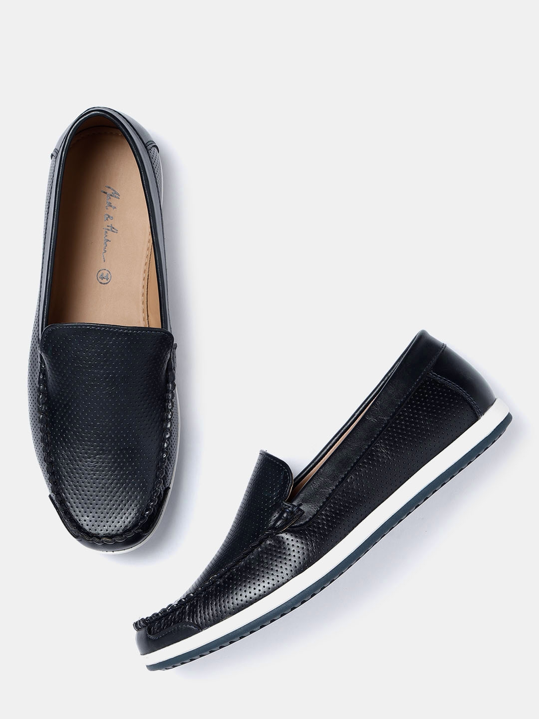 slip on shoes myntra
