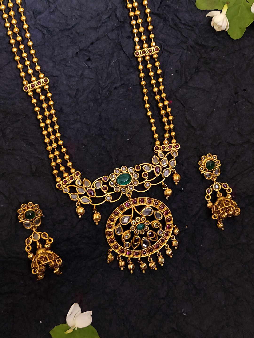 Myntra pendant set clearance