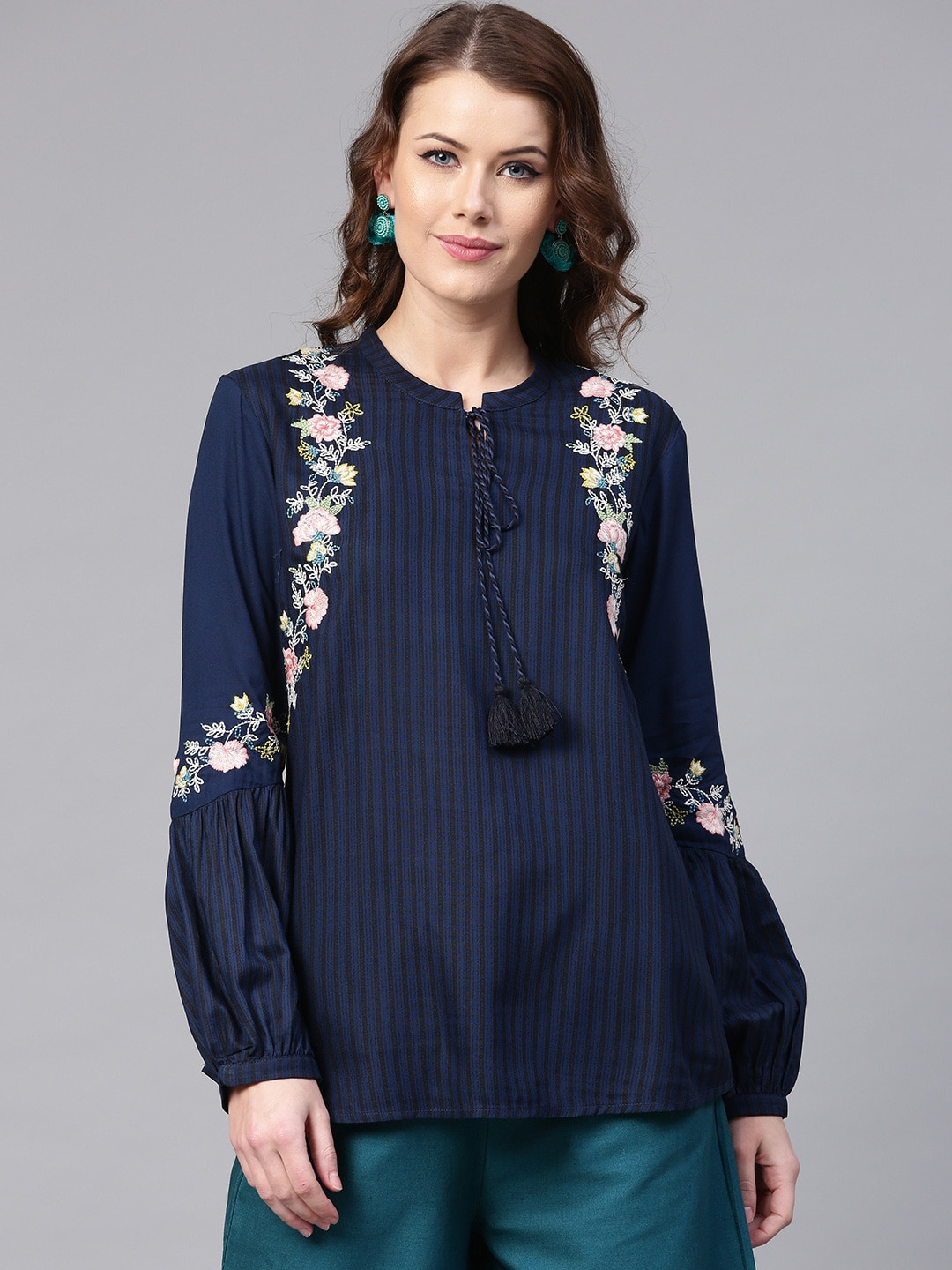 Women'S Navy Blue Embroidered Detail A-Line Top main image 1