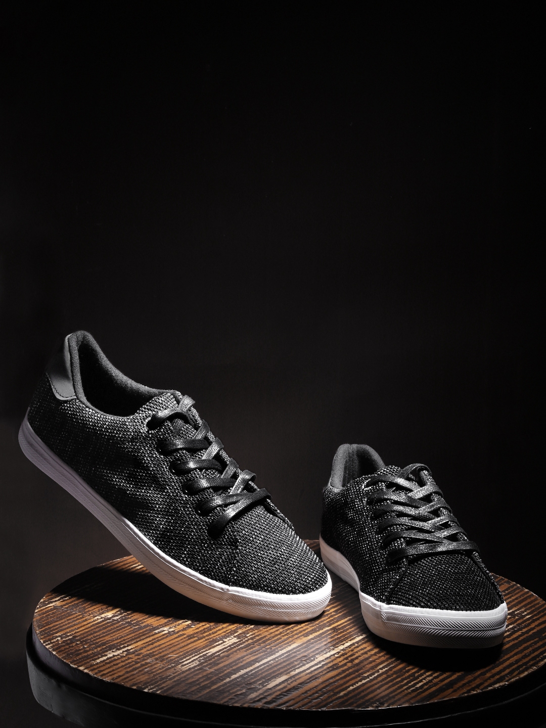 roadster shoes black sneakers