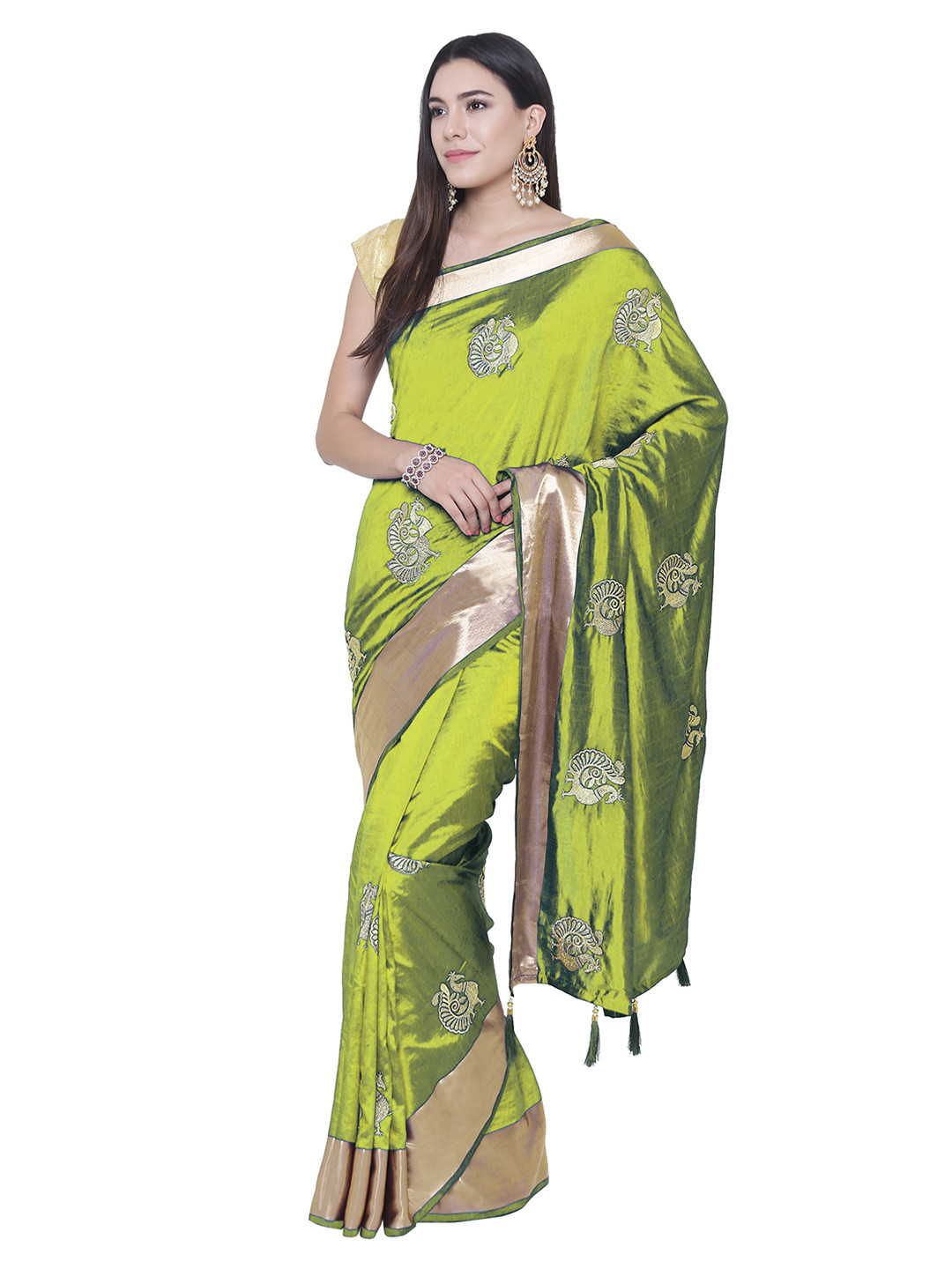 Chhabra 555 Green Banarasi Silk Traditional Saree Embellished With Contrast Pallu & Border