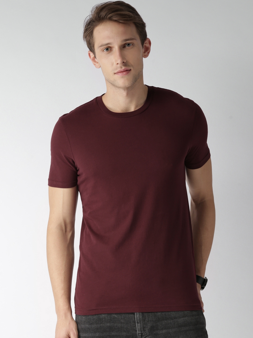Buy Celio Men Burgundy Solid Round Neck Pure Cotton T Shirt - Tshirts 