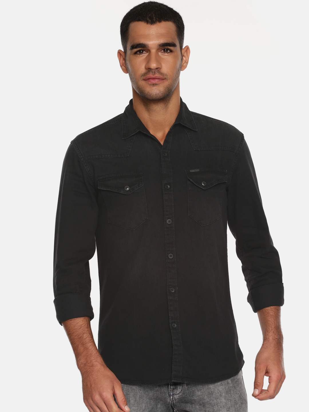 Buy Wrangler Men Black Slim Fit Faded Casual Denim Shirt