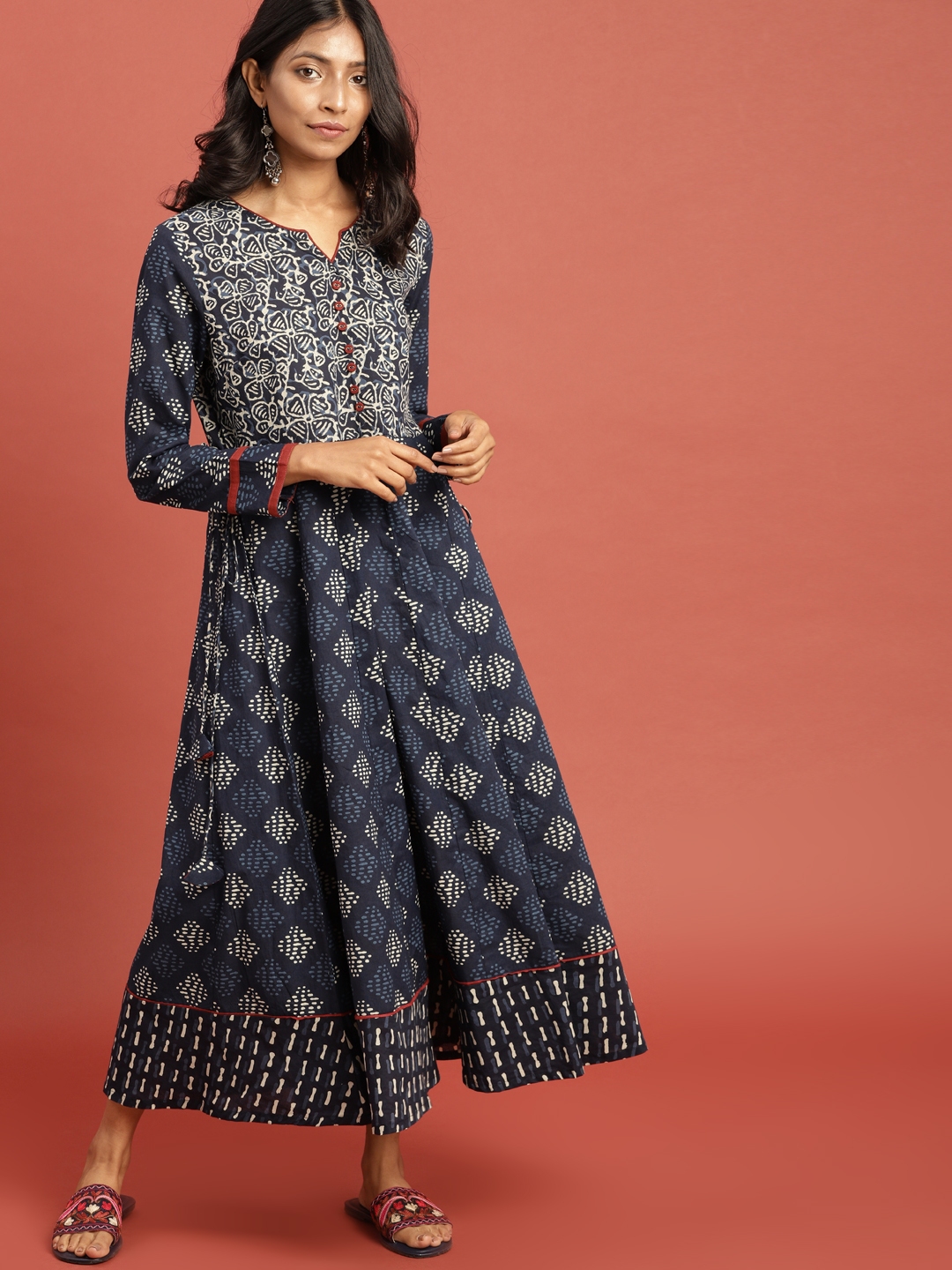 Buy Taavi Women Blue Block Print Legacy Anarkali Kurta With Tie Ups ...