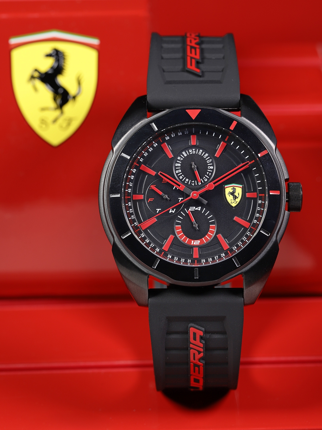 Buy SCUDERIA FERRARI Forza Men Black Analogue Watch 0830547 - Watches ...