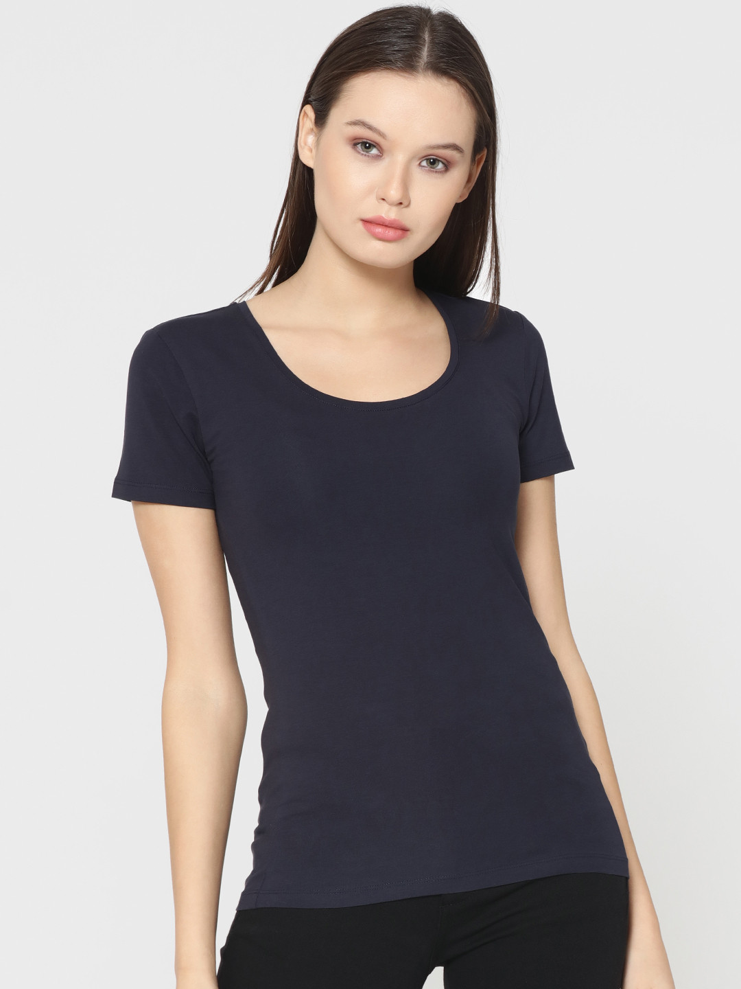 Buy ONLY Women Navy Blue Solid T Shirt - Tshirts for Women 7117936 | Myntra