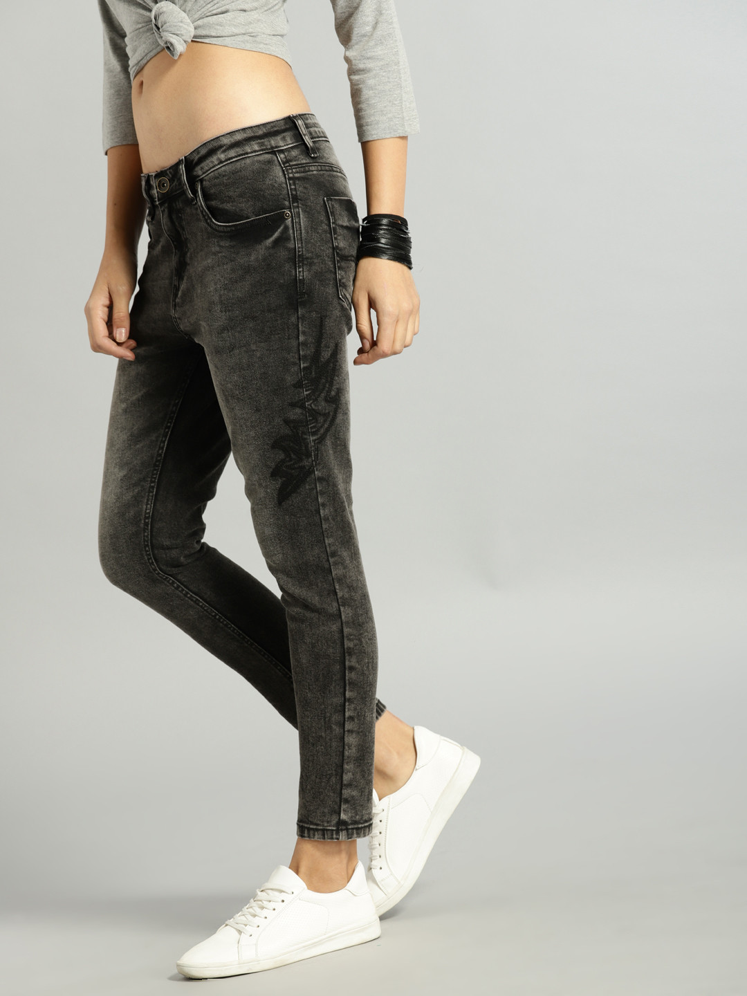 Buy Roadster Women Black Skinny Fit Mid Rise Jeans Jeans for Women