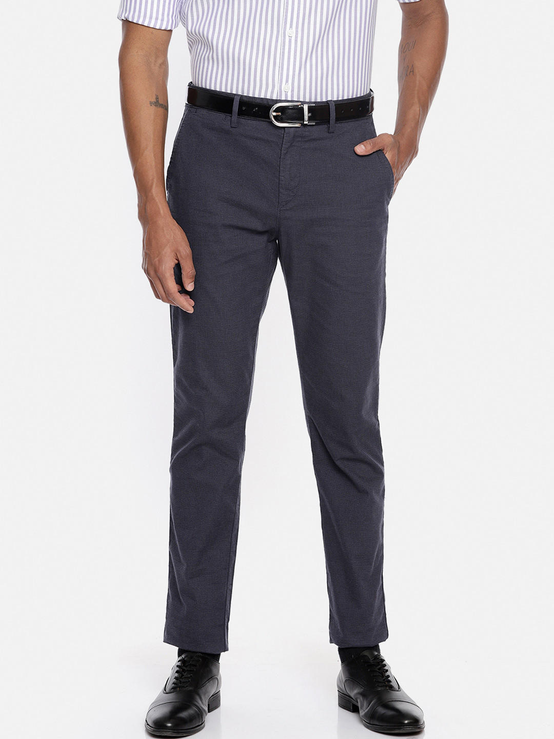 Buy U.S. Polo Assn. Men Navy & Off White Checked Denver Slim Fit Formal ...