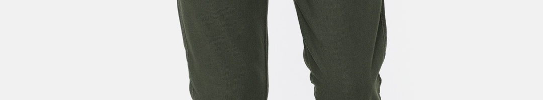 Buy Calvin Klein Jeans Men Olive Green Regular Fit Self Design Chinos ...