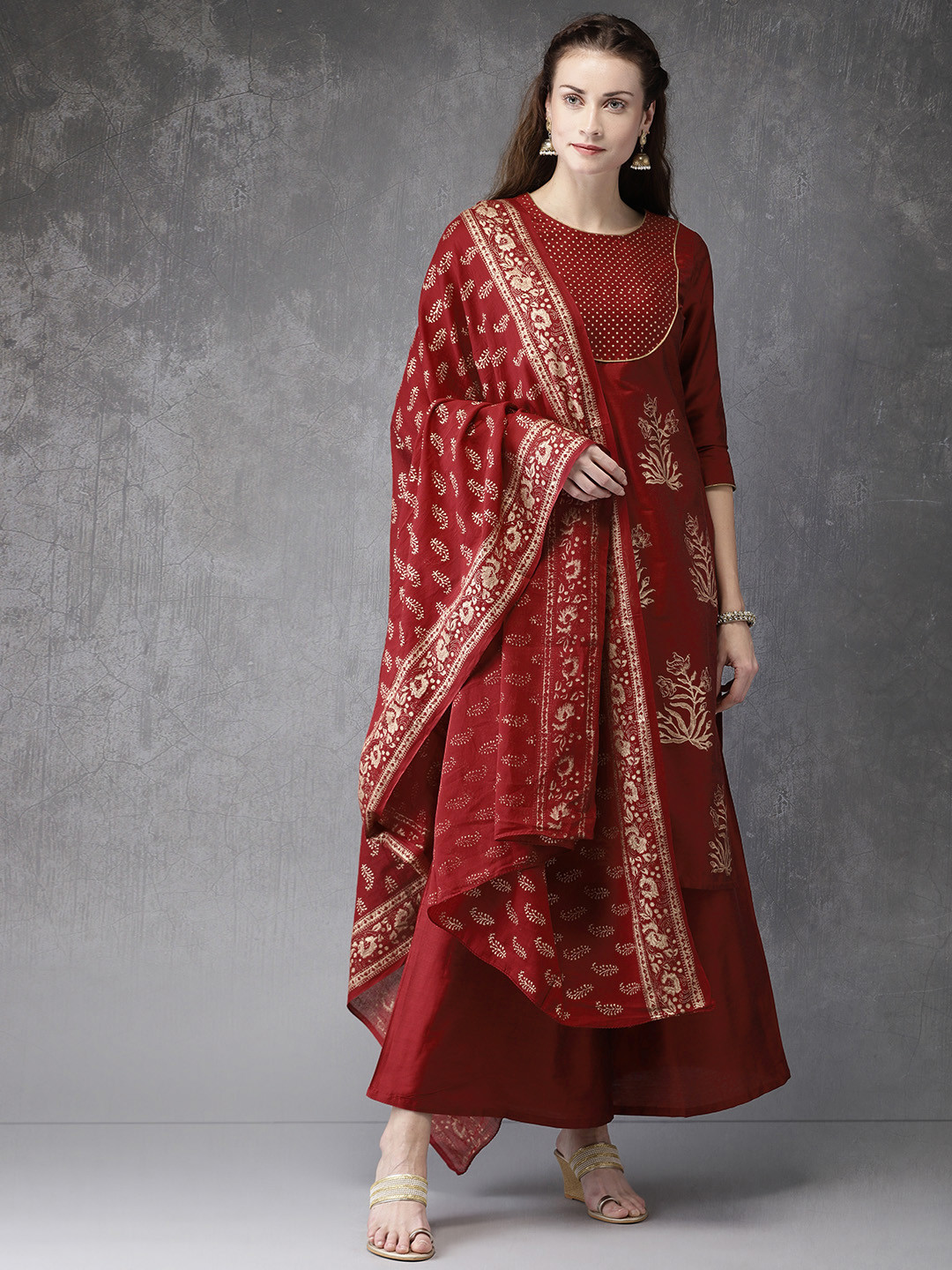 Women'S Maroon Solid Angrakha Kurta With Palazzos
