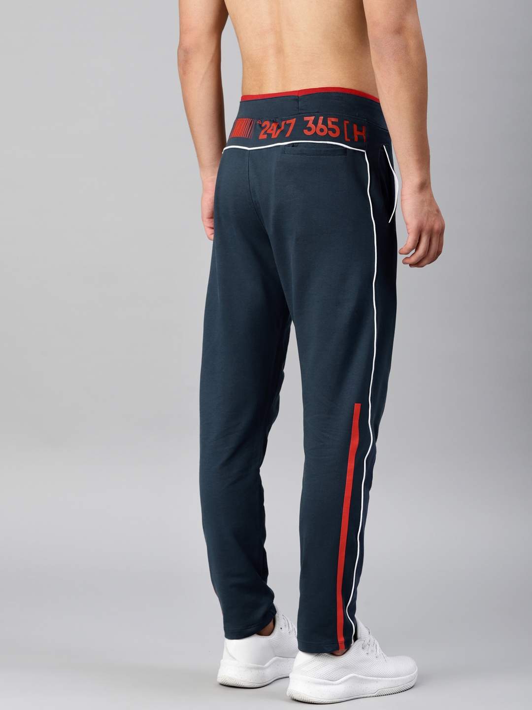 hrithik roshan cargo pants