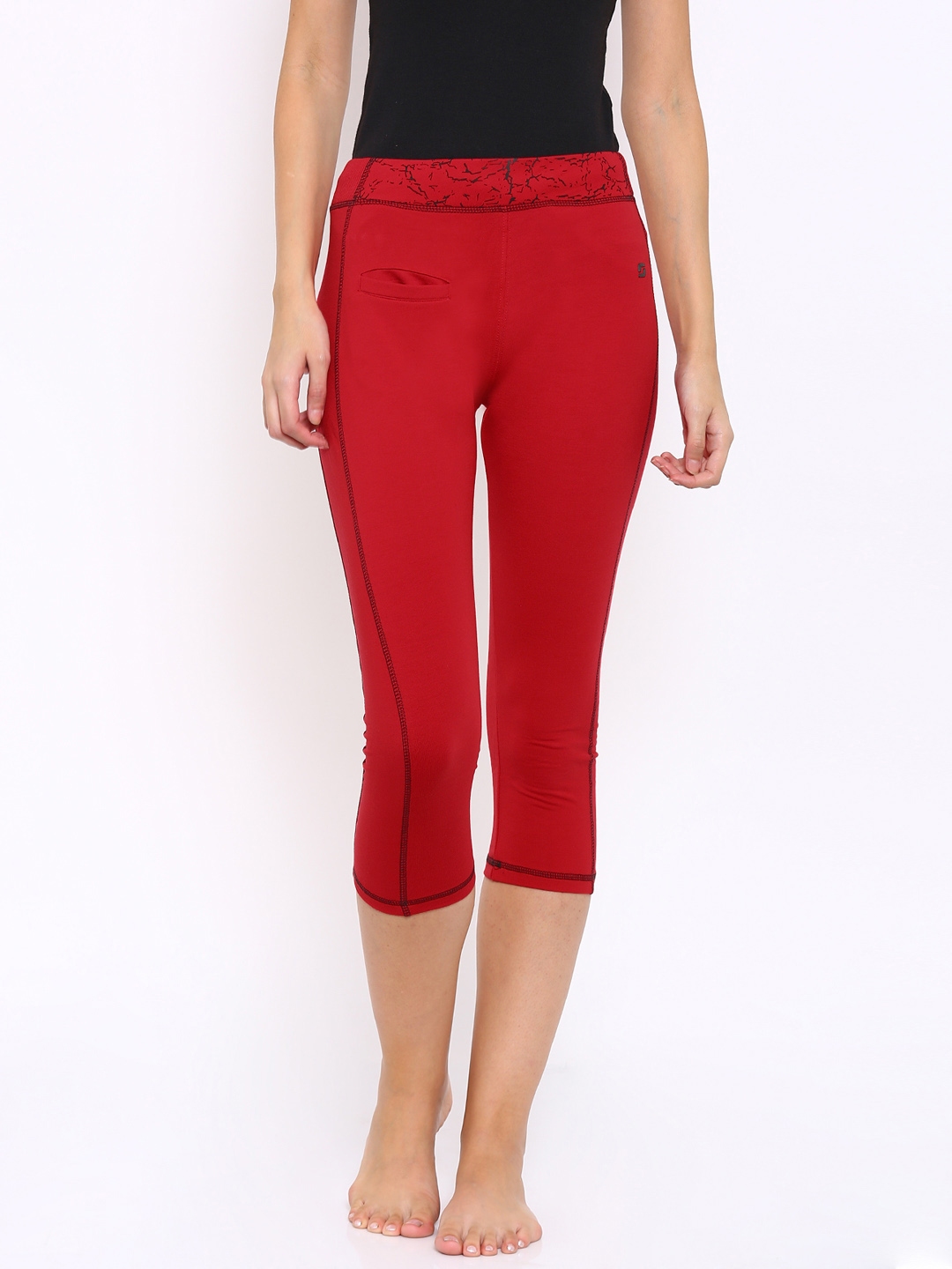 active capris with pockets