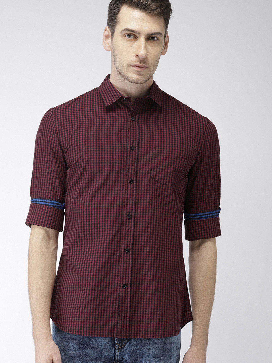 Buy Celio Men Maroon & Black Slim Fit Checked Casual Shirt ...