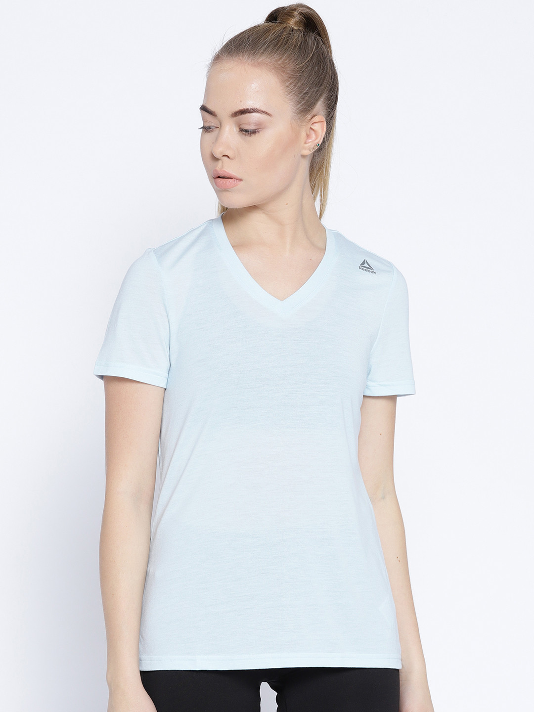 Buy Reebok Women Light Blue US V SL SUP Solid V Neck Training T Shirt