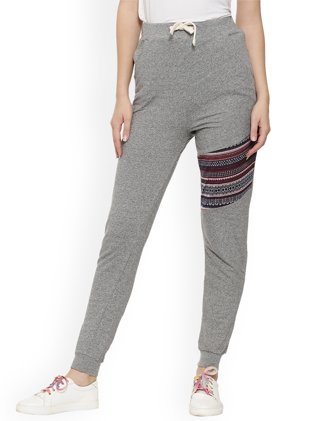 joggers myntra