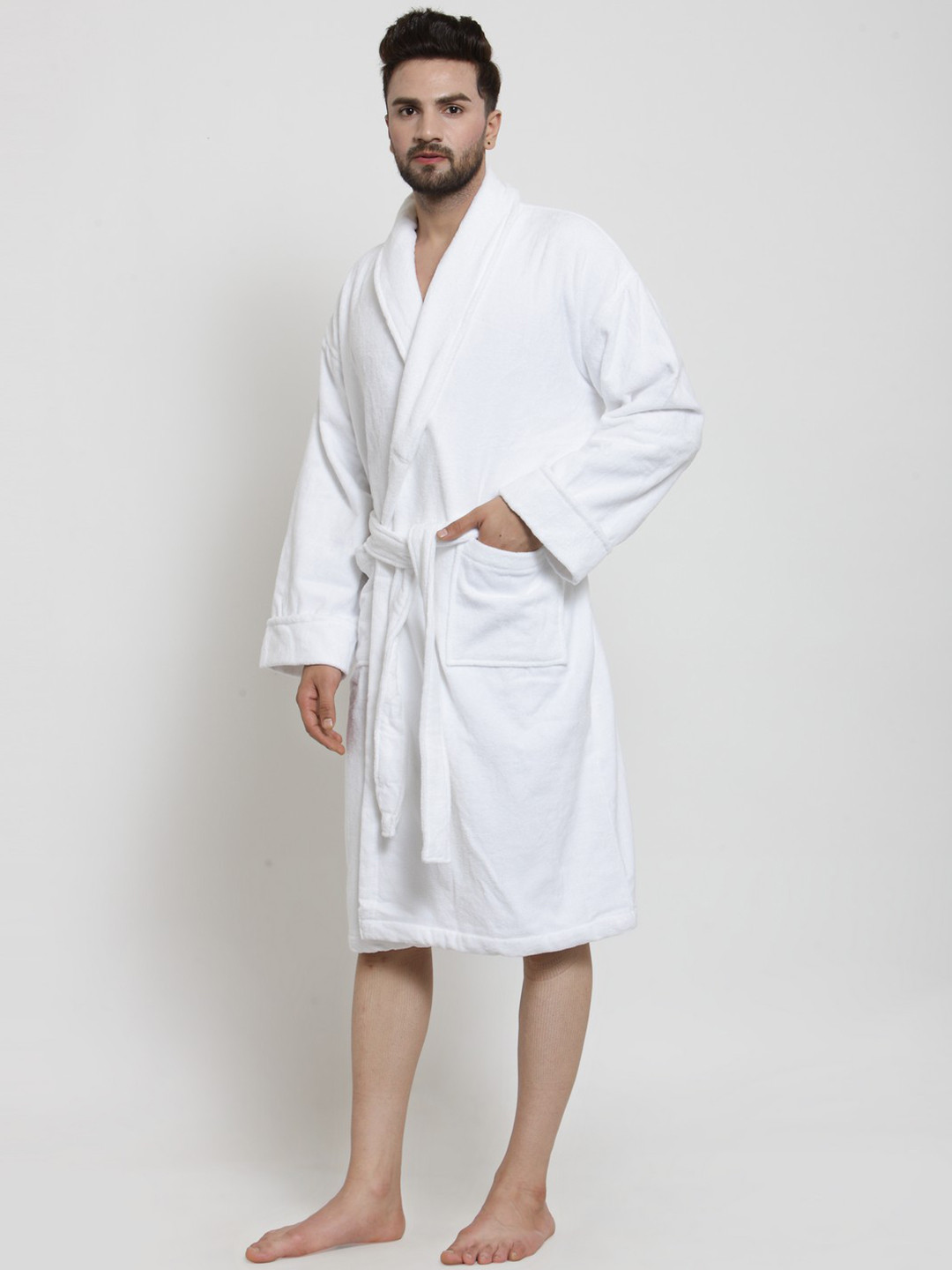 Buy MYTRIDENT Men White Solid Bathrobe Bath Robe for Men 7326362 Myntra