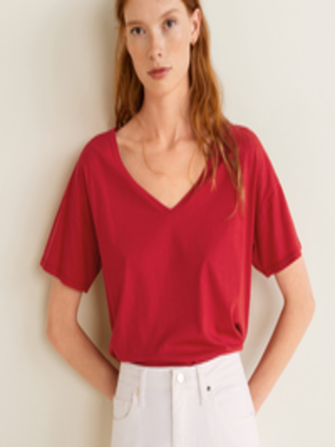 Buy MANGO Women Red Solid V Neck T Shirt - Tshirts for ...