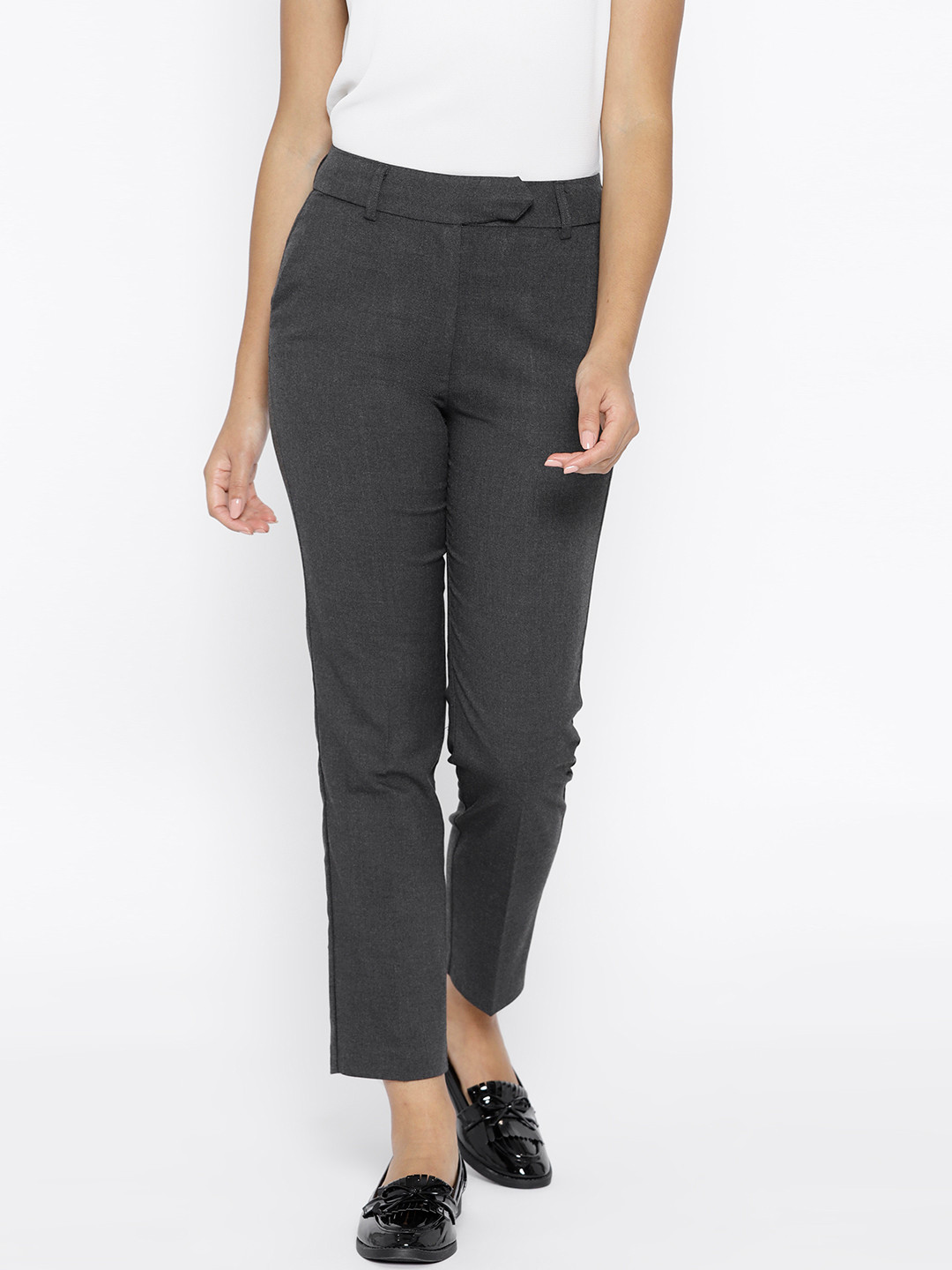 Buy MANGO Women Charcoal Grey Regular Fit Solid Cropped Trousers