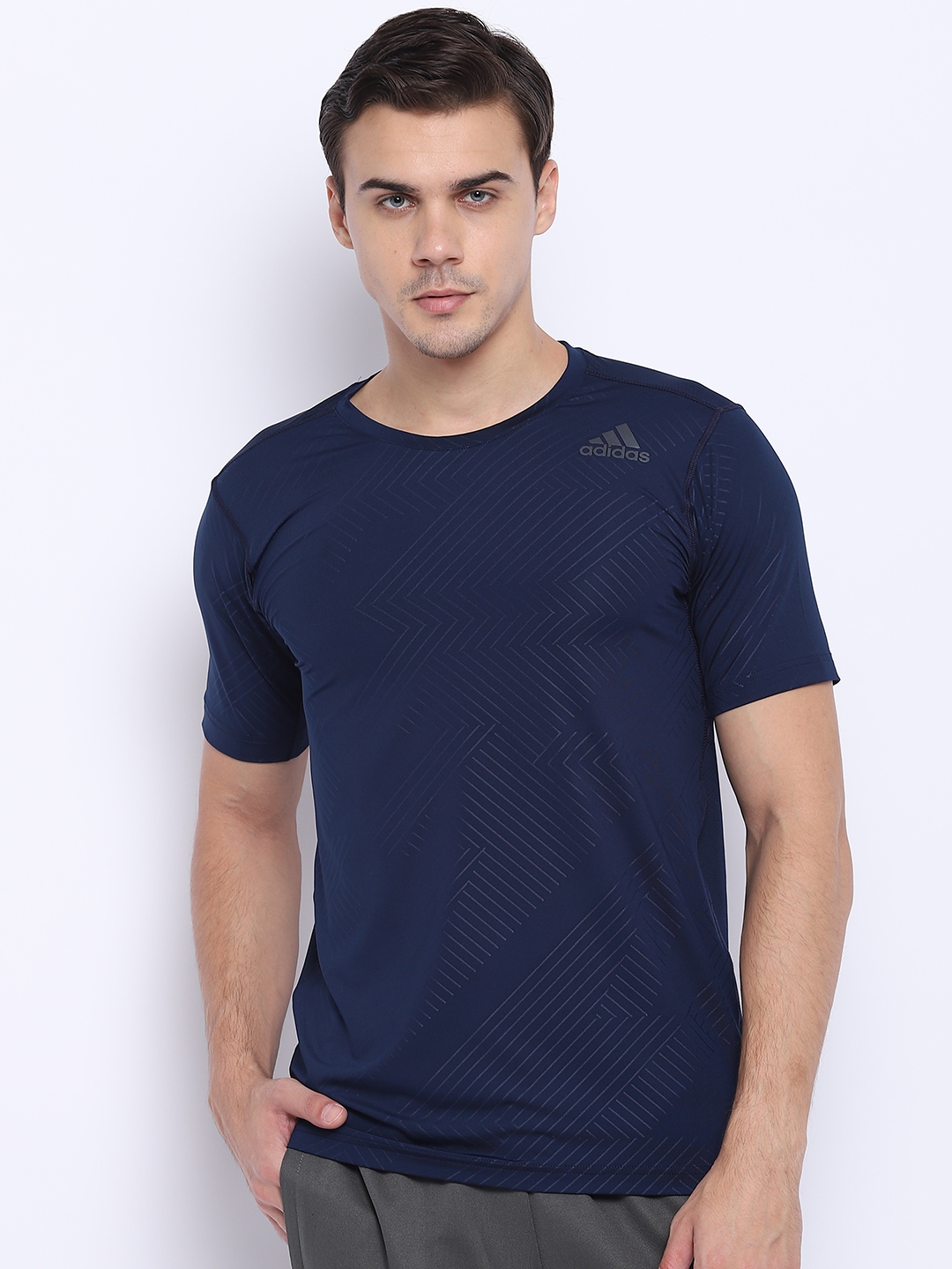 Buy ADIDAS Men Navy Blue & Grey Freelift Fitted Printed Training T ...