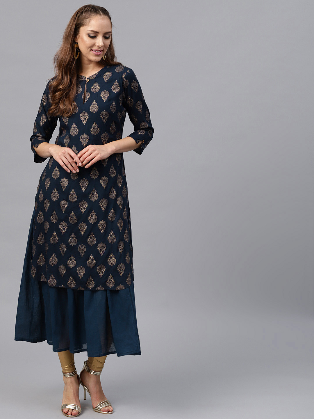 Women Navy Blue & Golden Printed Straight Kurta main image 1