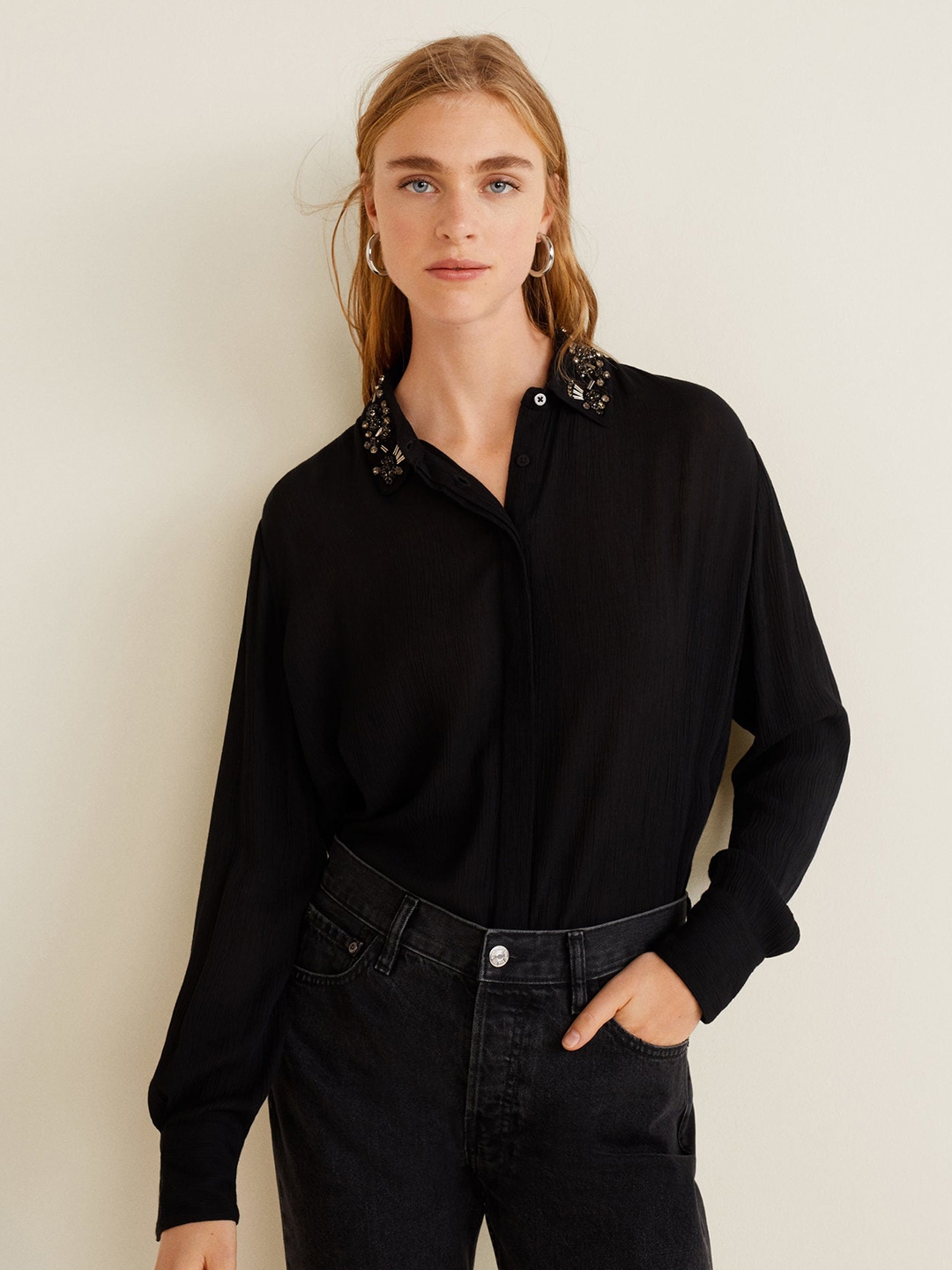 mango black tshirt