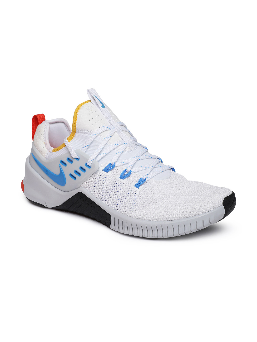 nike white training shoes mens