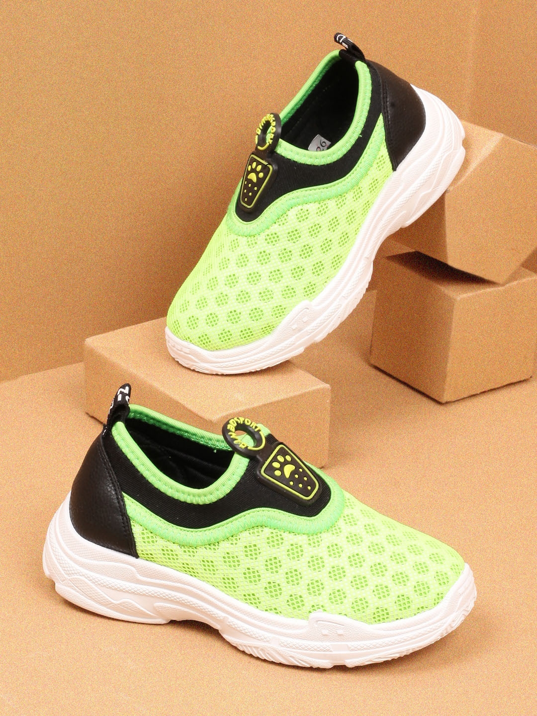 Buy Walktrendy Unisex Lime Green Slip On Sneakers - Casual Shoes for Unisex Kids 7502993 | Myntra