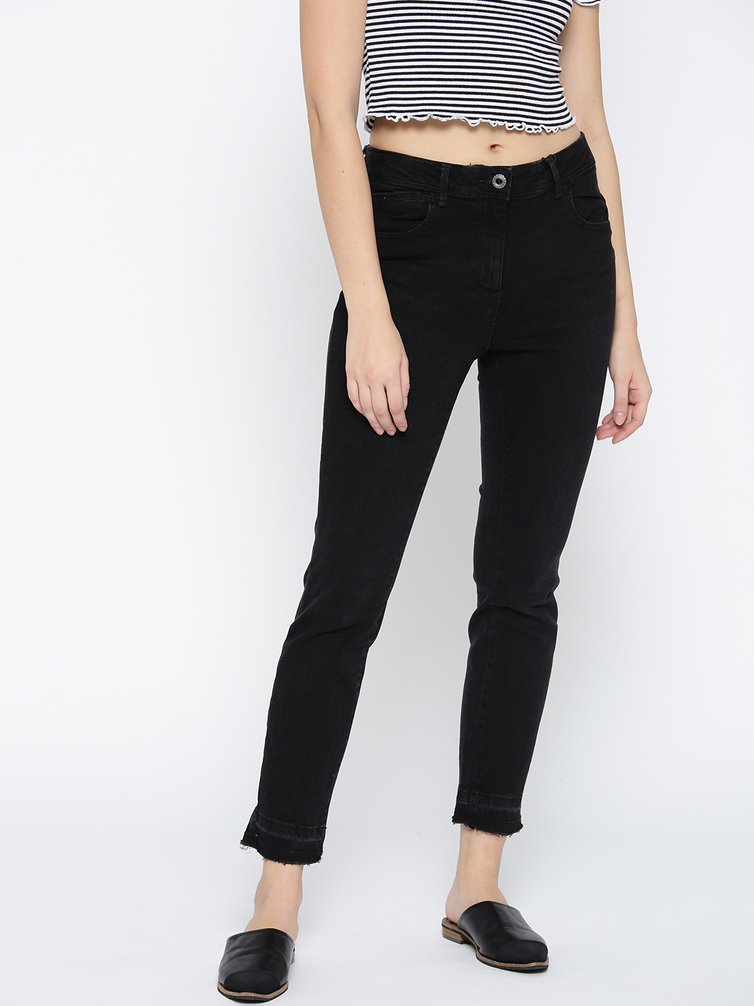 Buy OVS Women Black Skinny Fit Mid Rise Clean Look Stretchable Cropped ...