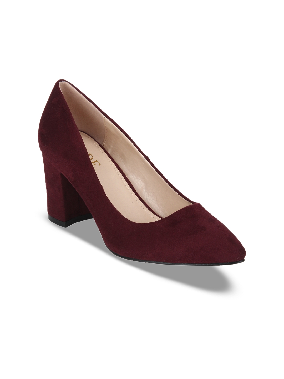 mode by red tape pumps