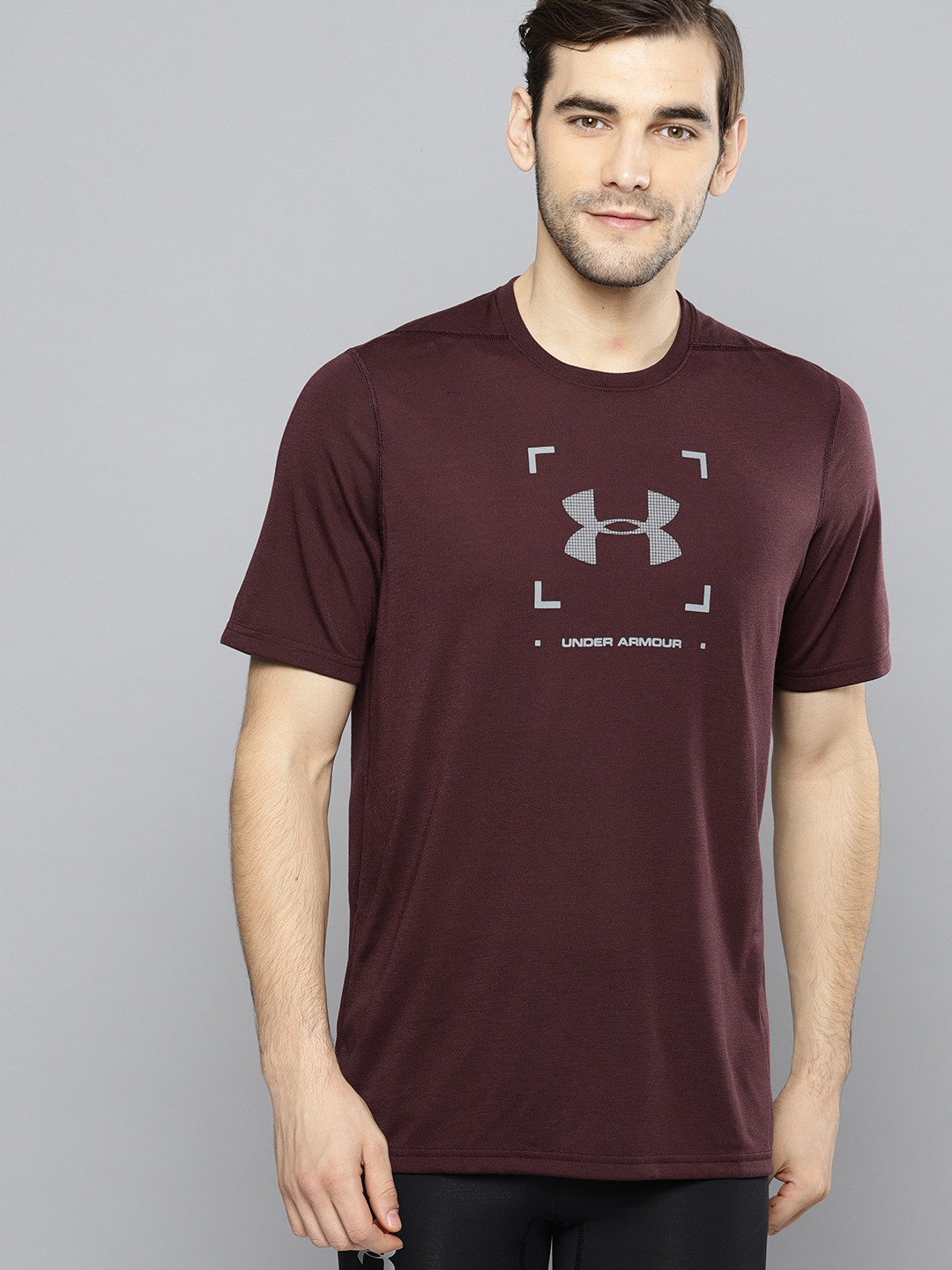 Buy UNDER ARMOUR Men Burgundy Threadborne Target Logo T Shirt Tshirts