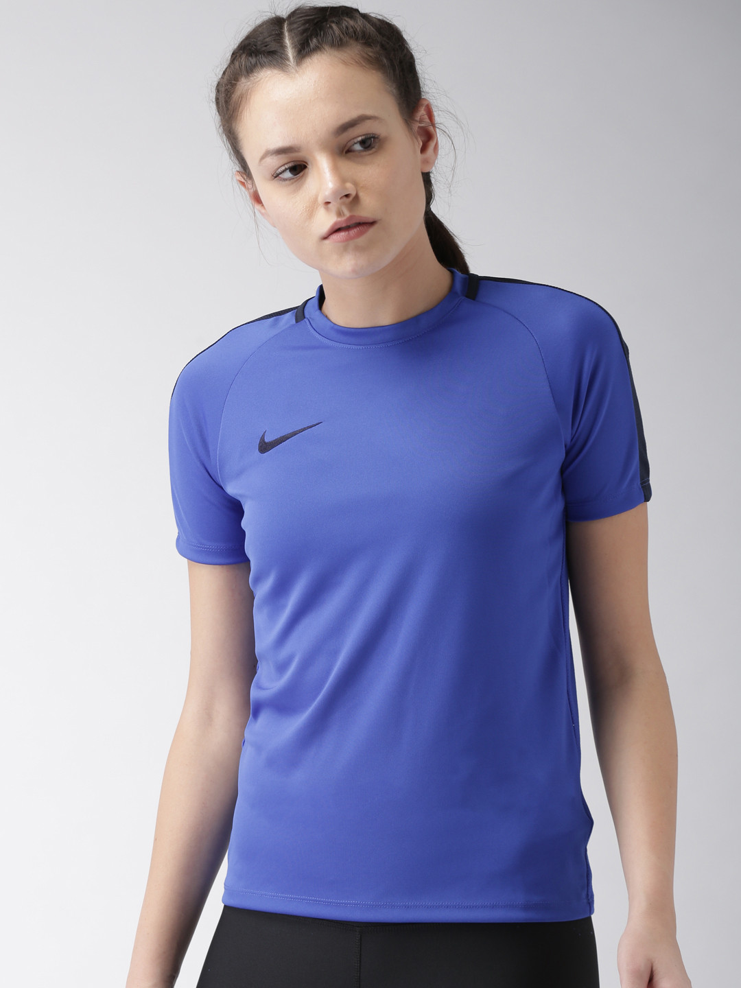 Buy Nike Unisex Blue Solid DRY ACDMY SS Round Neck T Shirt - Tshirts for Unisex 7616597 | Myntra
